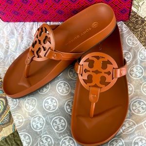 Tory Burch Miller Cloud Leather Thong Sandals